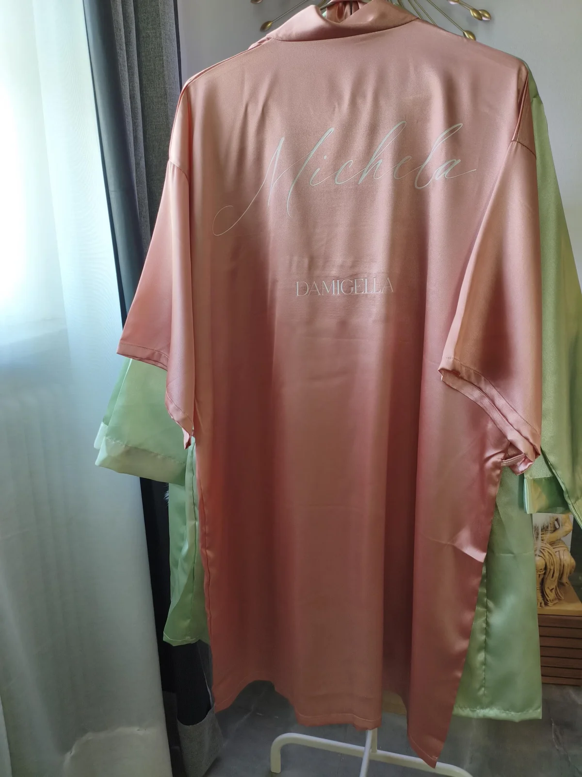 Vestaglia in raso personalizzata — foto 9